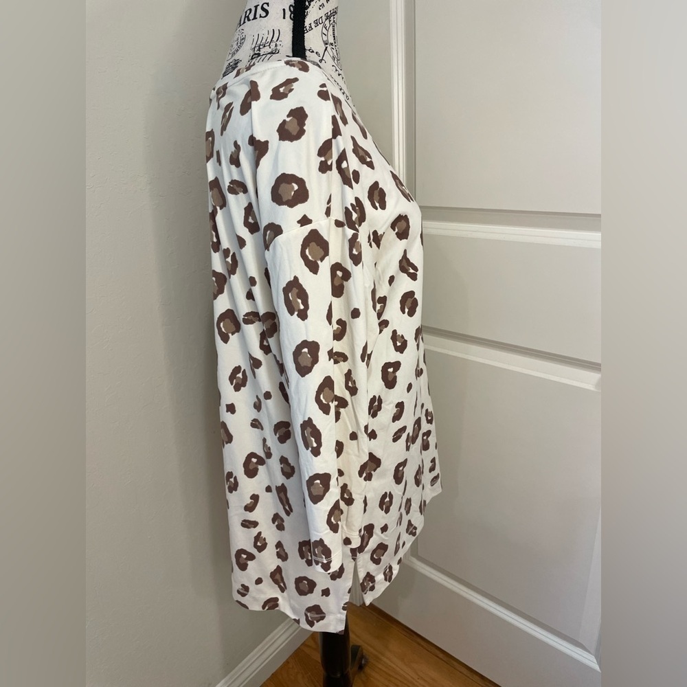 Wonderly Studio Top Size Medium - Picture 3 of 10